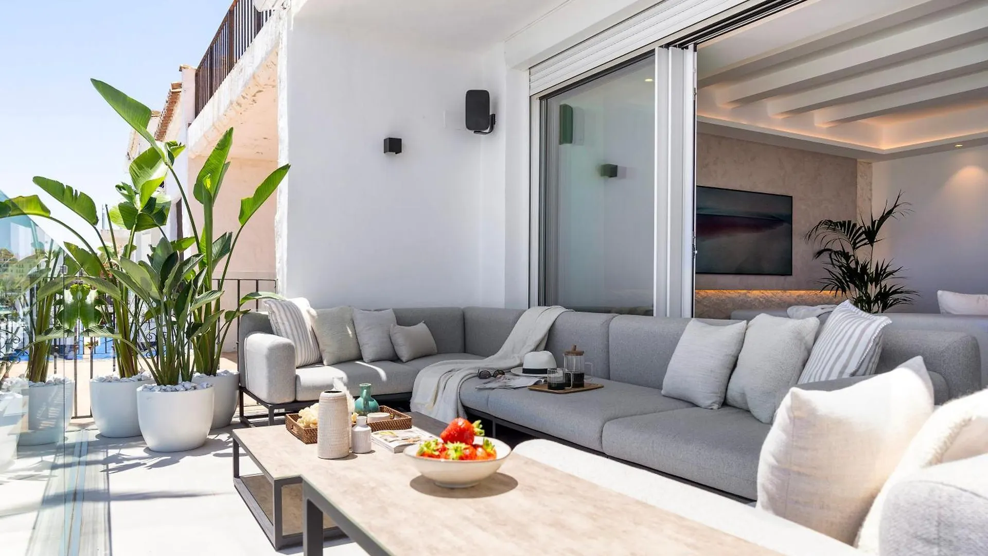Apartamento 224 -Luxury Selection- Puerto Banus Marbella Front Line Duplex Penthouse 0*,  España