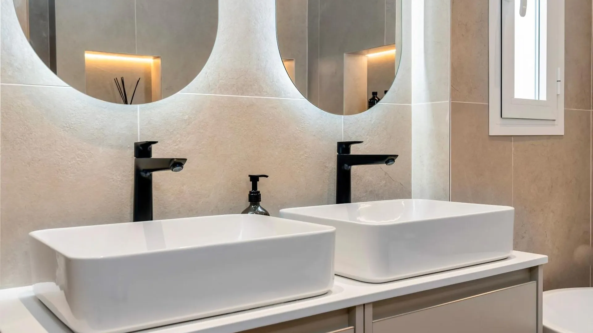 شقة 224 -Luxury Selection- Puerto Banus Marbella Front Line Duplex Penthouse